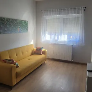 Kuko Con Wifi Al Lado Metro Apartamento